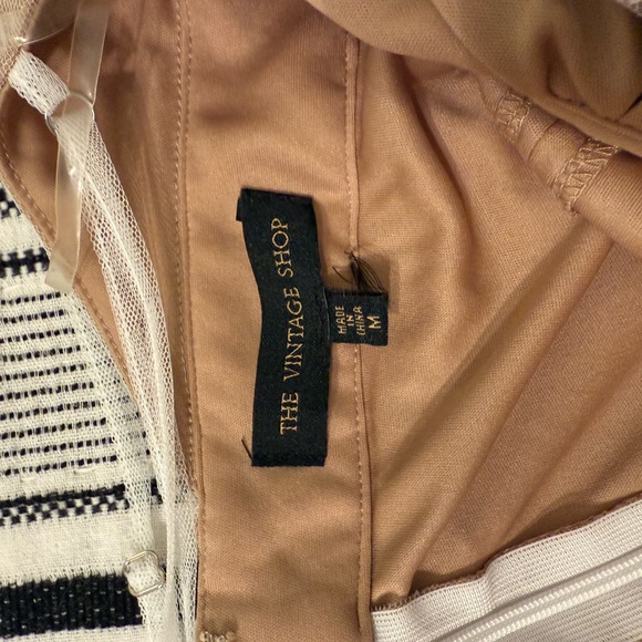 Vintage Shop Long Lace Dress - Picture 7 of 7